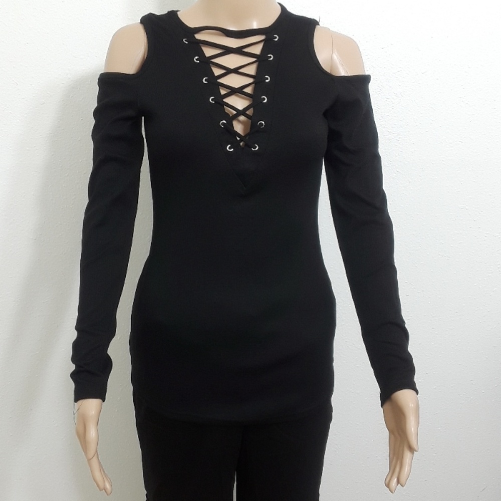 Charming black crisscross plunge neck full sleeve